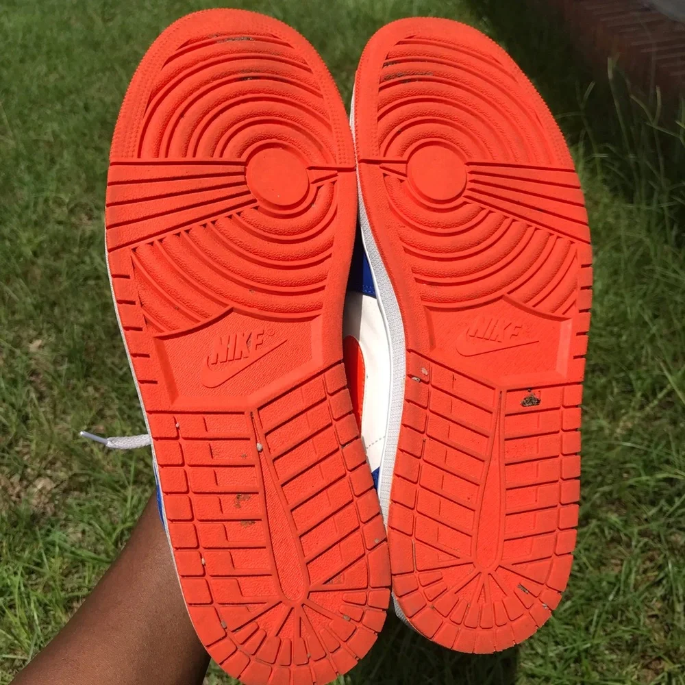 Air Jordan 1 Mid Knicks Size 11
